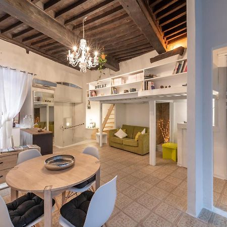 Domus Cordis Apartment Каляри Екстериор снимка